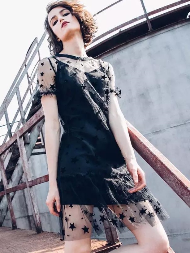 浪漫梦幻的小仙女，你还缺少一条网纱裙
