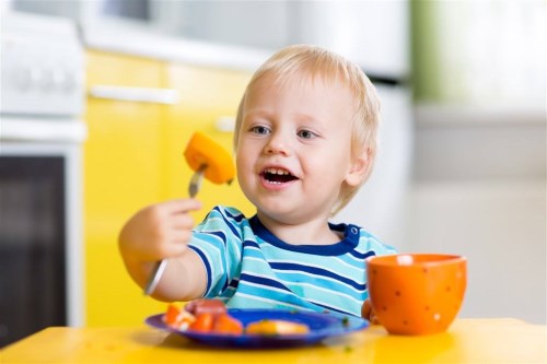孩子的饮食很重要，除了食物选择还要注意这个