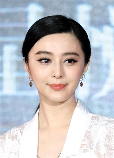 范冰冰偷税漏税事件再次升级，微博发公益项目来转移视线