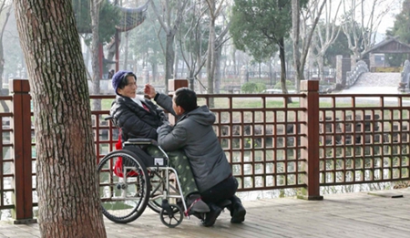 女人要知道就算活得平凡但也不会平庸