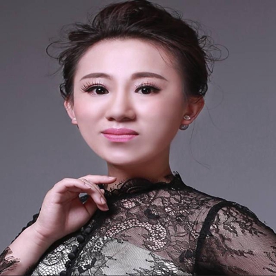 她曾上过春晚，离婚后还是活出自己！