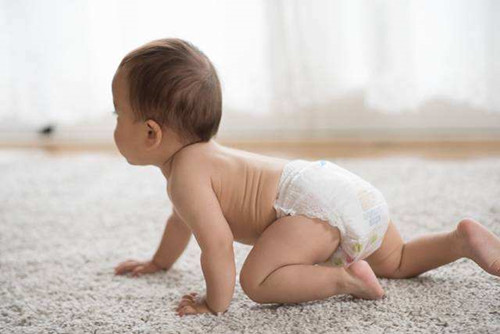 宝宝纸尿裤会产生红屁股吗，原来这样做才对