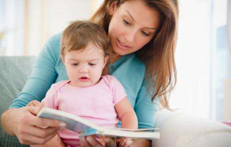 喜欢看手机的妈妈，如何让孩子爱上阅读