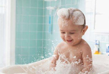 給寶寶洗澡媽媽愛用這東西？但它卻會讓寶寶容易生病