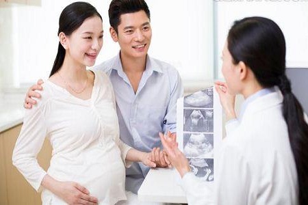孕妈在孕期期间不要去刺激乳房，不然会引致不良的后果