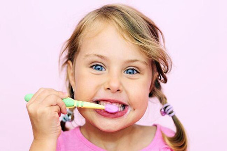 孩子牙齒不整齊，顏值偏低？可能是換牙期間家長沒有注意這些