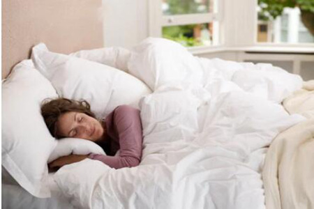 长期失眠导致睡眠质量不好怎么办？可以试试用2种食物改善