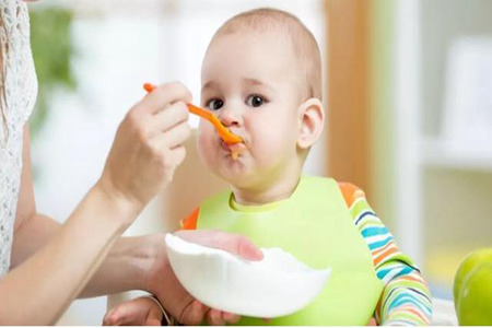 寶媽在選擇嬰兒食品時應注意幾個安全要點