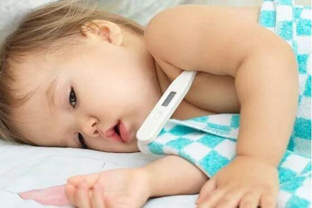 小孩發燒怎麼物理降溫？這5個方法很有用