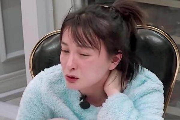心疼吴昕做透明人，比赛吃亏还安慰别人