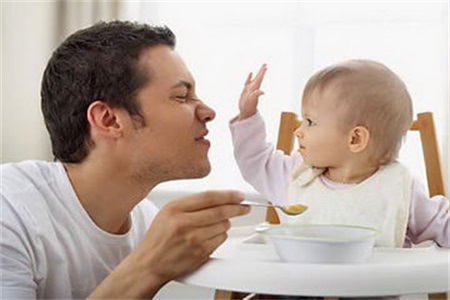 如何讓孩子積極的吃飯？家長要做好這四點