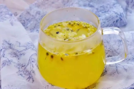 百香果泡水的正确方法，搭配金桔和花茶美味极了