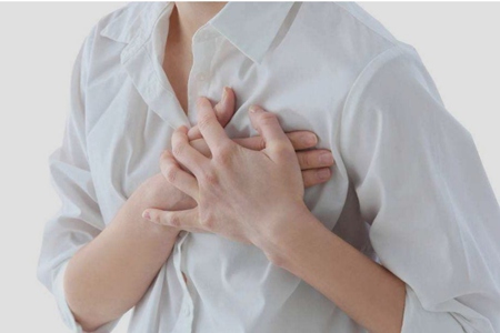 女性生理性胸部疼痛，月經期乳房痛原因居然是這個