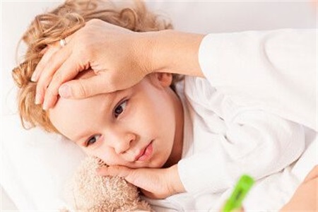 發燒了怎么辦如何退燒，家長須知寶寶發燒的正確處理方式