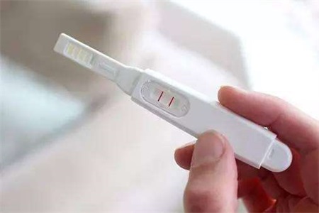怀孕几天能测出来，女性刚怀孕一定要注意这些事项