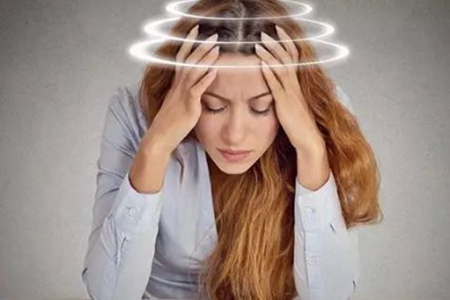 女性经常头疼怎么办，教你六招快速有效去除疼痛