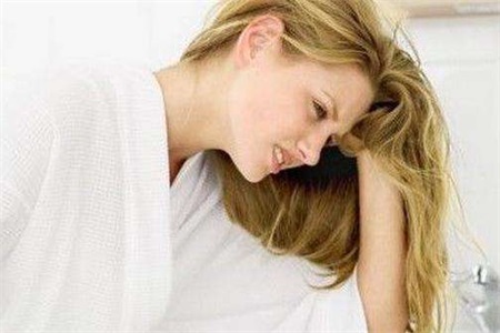 女性发现痔疮的症状需要重视，孕妇患上痔疮的最佳治疗方法