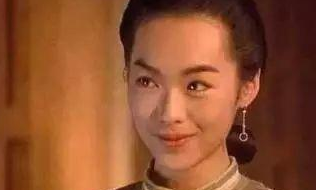 “小林青霞”拒绝了陈凯歌的戏，一心嫁豪门却惨遭家暴，终于离婚