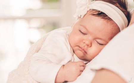睡眠可能是宝宝成长的最重要因素！而宝宝这样睡觉影响很不好