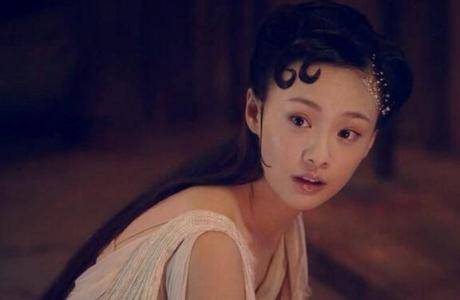 郑爽公开择男友标准 男生颜值不重要