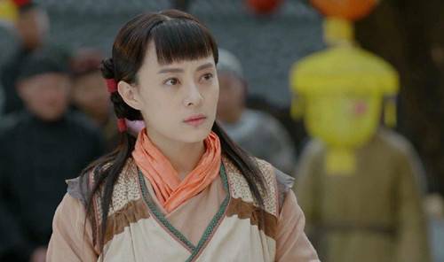 陈晓对孙俪纠缠不休 何润东搂住孙俪道:这个女人我要定了