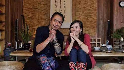 辞职女教师没去看世界 回应:他就是我的全世界，哪里都一样