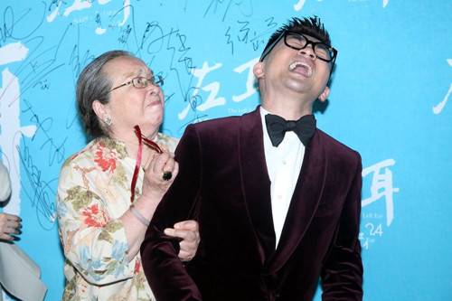 陈志朋回应针扎容嬷嬷被质疑炒作 李明启老师可爱回复获网友点赞