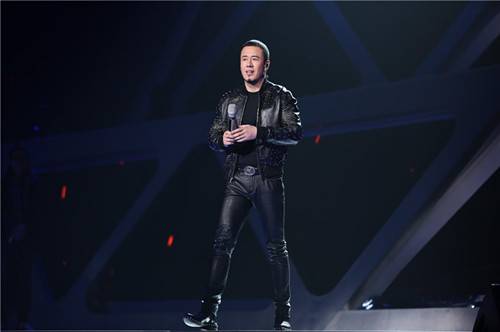 杨坤私生饭微博疑曝光尺度大到咋舌 只因痴恋杨坤无法自拔