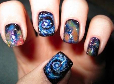 你的指尖有星辰大海吗 星空美甲美过宇宙