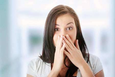 口臭影响的不只是交际，还有你的健康
