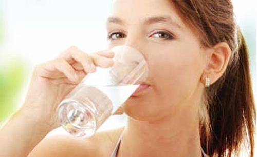 感冒多喝开水真的有用吗?