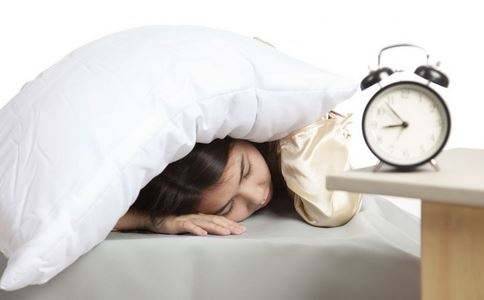 产后老是失眠怎么办 几个小方法助你入睡