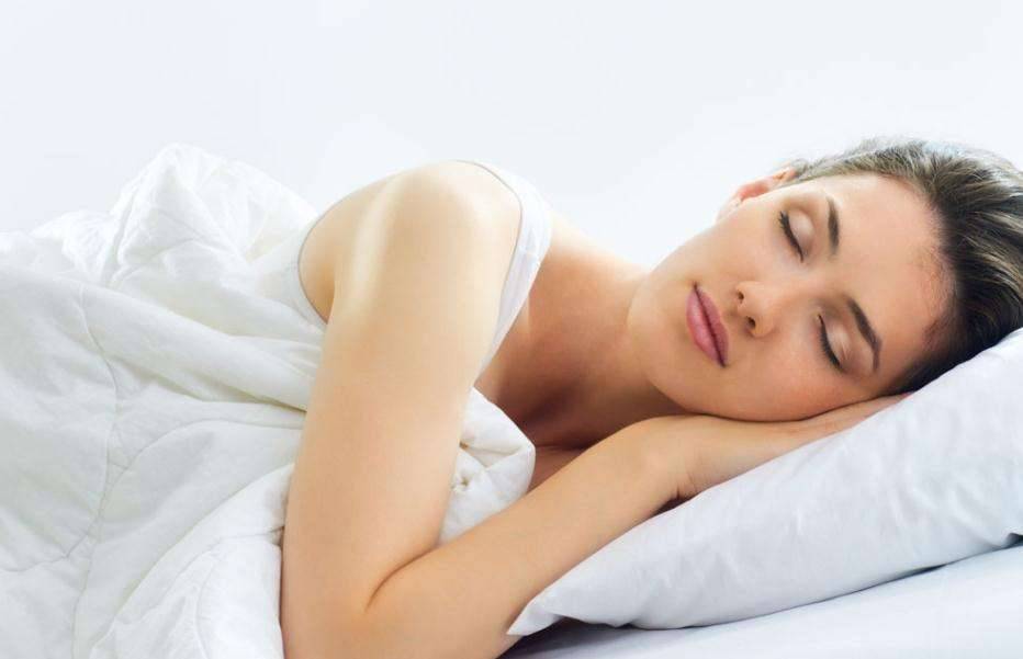 女人睡觉如何睡出好皮肤呢?