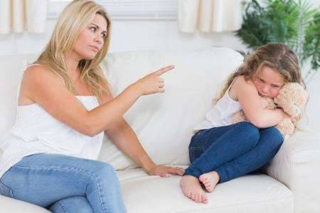 和孩子吵架时，父母应该怎么办才最合理？