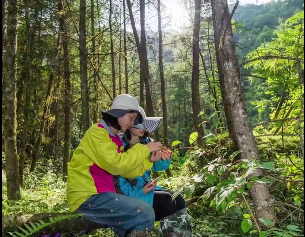 如荒野求生般的生活 大四女生多次進入深山