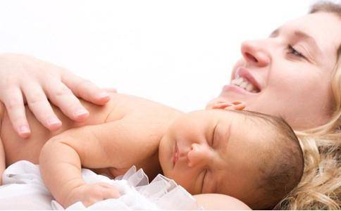 如何预防宝宝呛奶 分享一些好方法