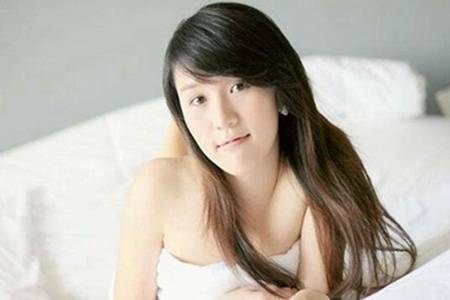 女子怀孕出轨初恋男友 结果孩子感染梅毒悔不当初