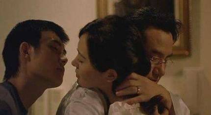 带好友老婆私奔被打