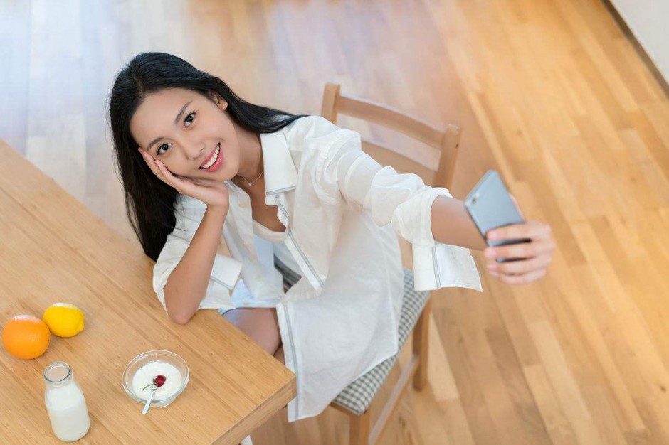 向情人发裸体视频