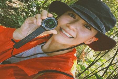 陈意涵挺孕肚爬山，地表最强孕妇实至名归