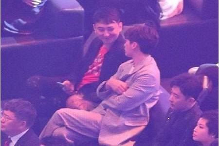 李易峰王思聪同游日本，林更新：我恨