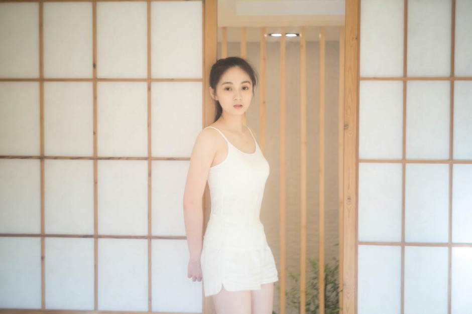 揭秘人乳交易内幕 成人奶妈提供性服务