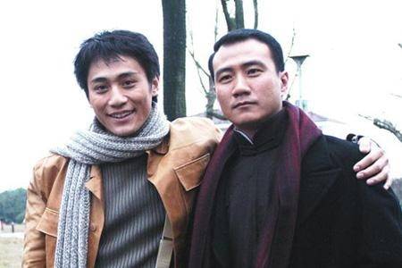 胡军谈与刘烨合作的《蓝宇》，同性恋群体的纯粹情感很打动人
