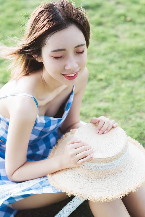 女子与一名男邻居互生情愫 怕东窗事发被敲诈