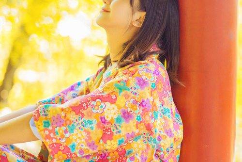 色和尚给美女开光