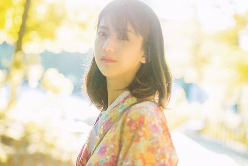 美女千里寻“大师”开光 与“大师”发生关系并同居