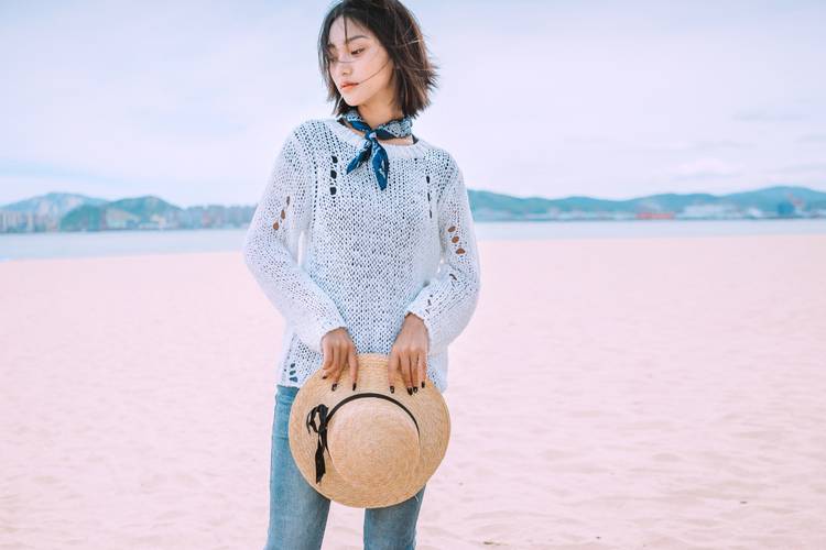 亲生父亲糟蹋女儿