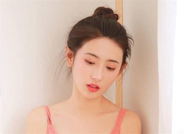 妇女被扒光折磨致死