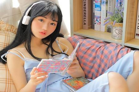 公厕内发现偷拍机