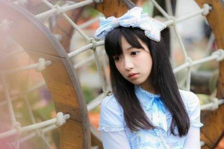 猥亵女儿讨情人欢心